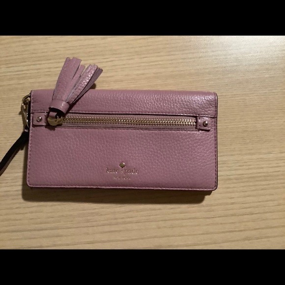 kate spade Handbags - Kate Spade Leather Wristlet Wallet